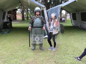 visita escolas - semana do exrcito 7